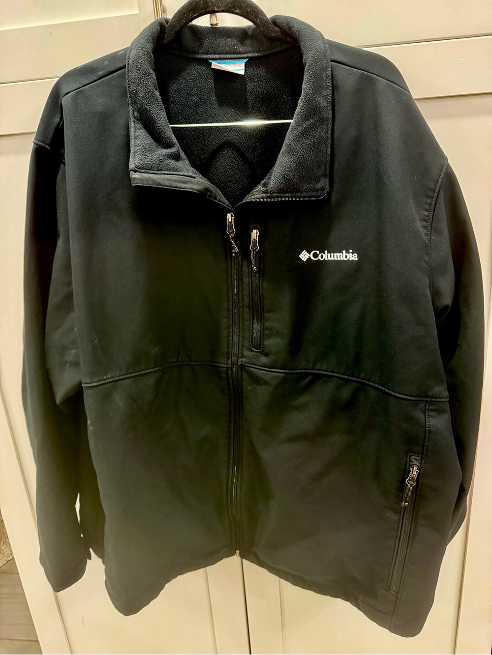Columbia Black Men’s Softshell Jacket with Full Zip 4X